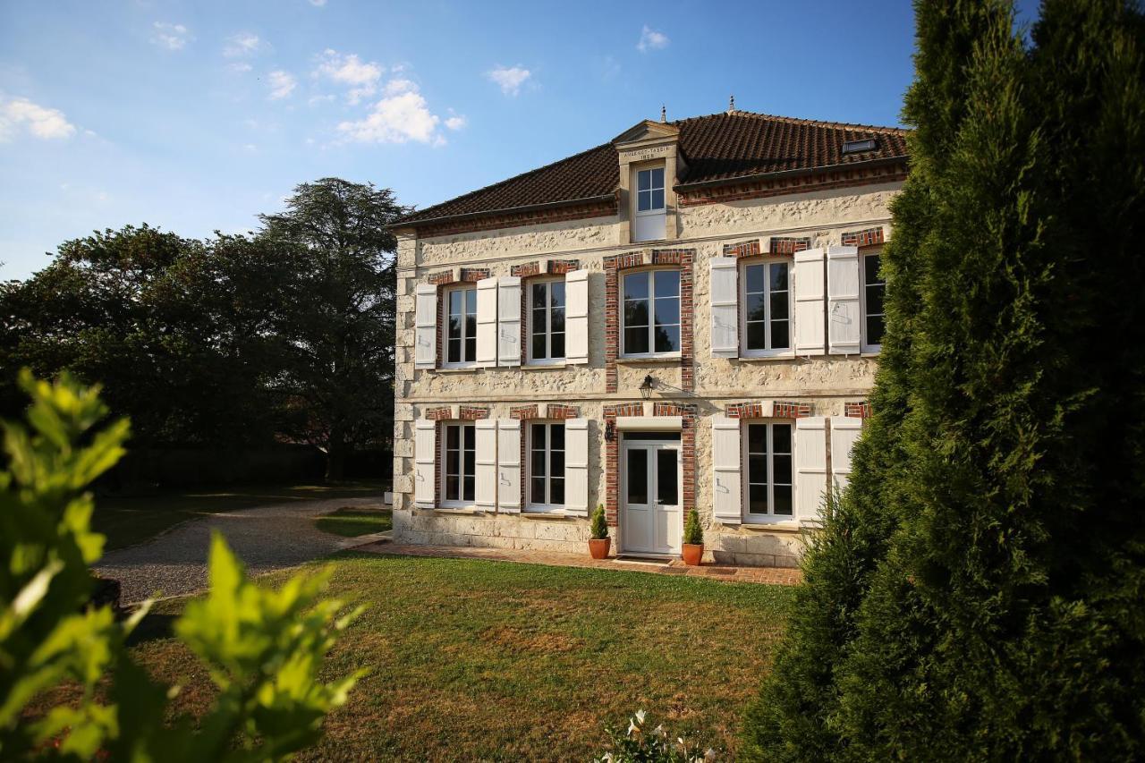 Gouaix Les Reves De Flamboin Bed & Breakfast エクステリア 写真